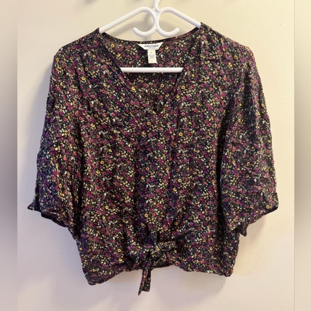 Arizona Jean Co Women’s Crop Top Tie Knot Printed Top, Size-M